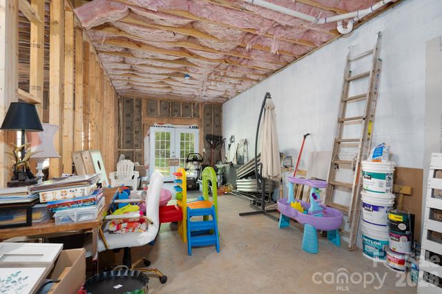 2960 Walter Drive NW, Concord, NC 28027