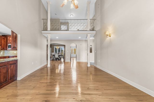 3693 Trousdale Ln, Columbia, TN 38401