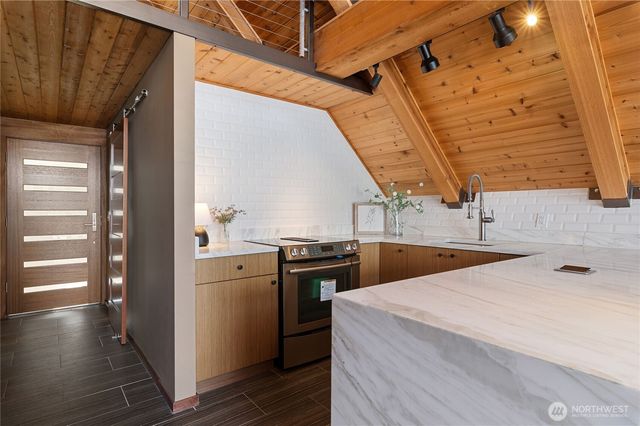 123 E Orre Nobles Road, Union, WA 98592