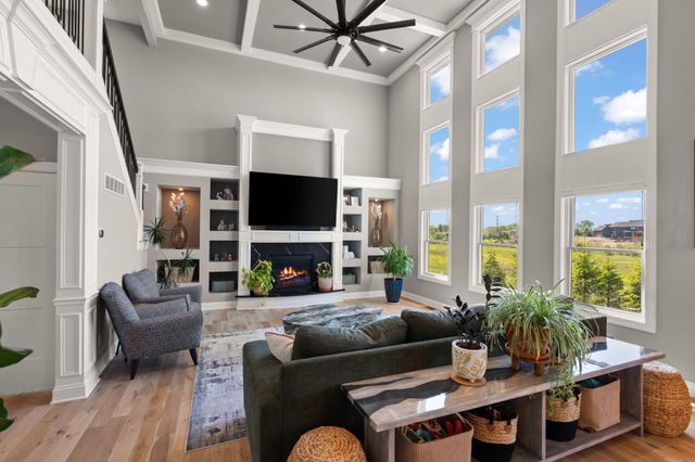 13431 Redbud Drive, St. John, IN 46373