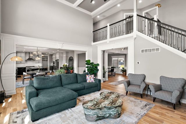 13431 Redbud Drive, St. John, IN 46373