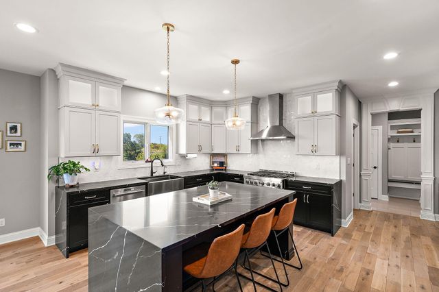 13431 Redbud Drive, St. John, IN 46373