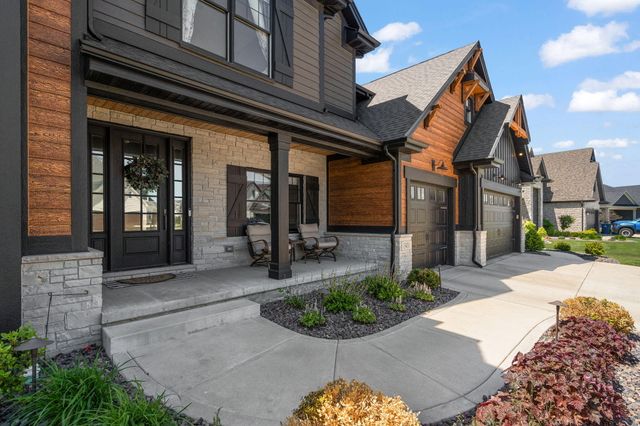 13431 Redbud Drive, St. John, IN 46373