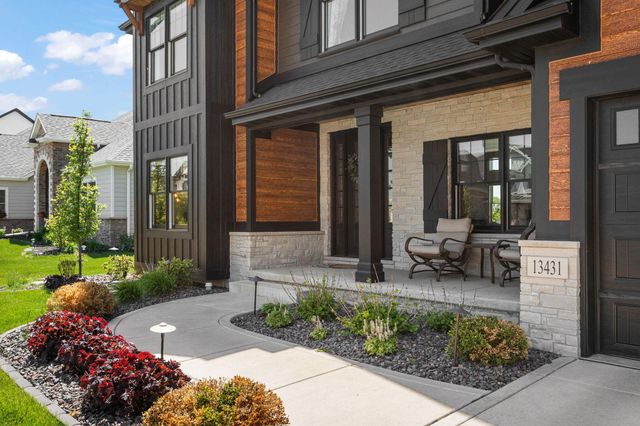 13431 Redbud Drive, St. John, IN 46373