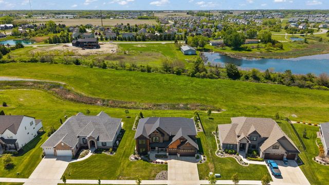 13431 Redbud Drive, St. John, IN 46373