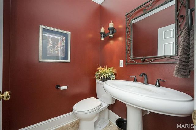 16925 Lewis Spring Farms Road, St Louis, MO 63005