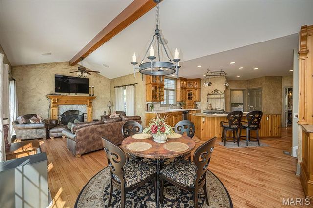 16925 Lewis Spring Farms Road, St Louis, MO 63005