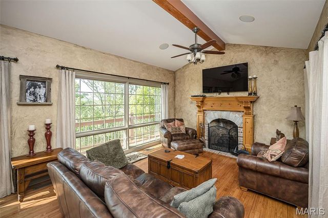 16925 Lewis Spring Farms Road, St Louis, MO 63005