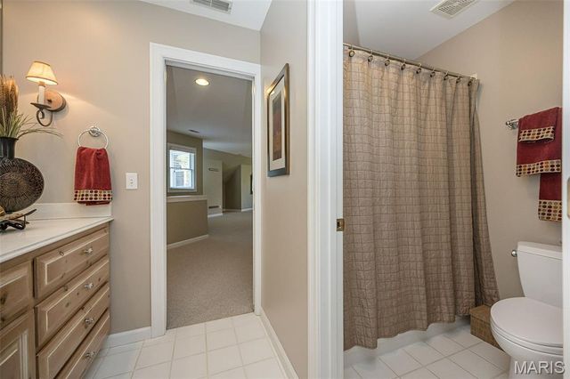 16925 Lewis Spring Farms Road, St Louis, MO 63005
