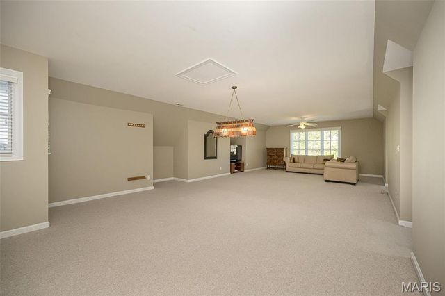 16925 Lewis Spring Farms Road, St Louis, MO 63005