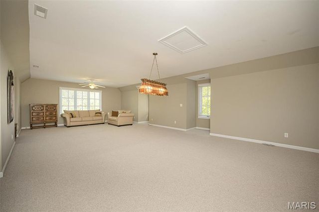 16925 Lewis Spring Farms Road, St Louis, MO 63005