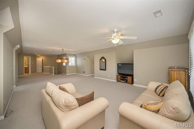 16925 Lewis Spring Farms Road, St Louis, MO 63005