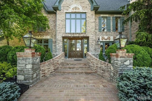 16925 Lewis Spring Farms Road, St Louis, MO 63005