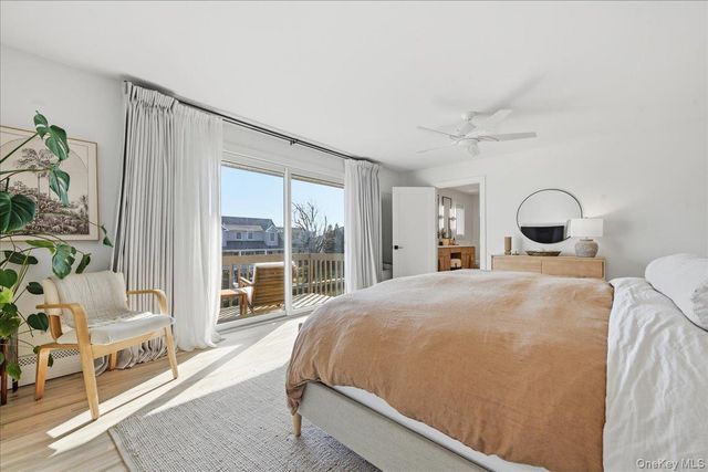 141 Annuskemunnica Road, Babylon, NY 11702