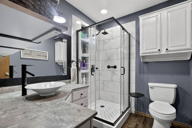 1423 N Rutgers St, Wichita, KS 67212