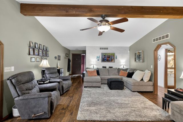 1423 N Rutgers St, Wichita, KS 67212