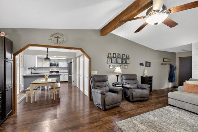 1423 N Rutgers St, Wichita, KS 67212