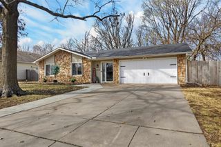 1423 N Rutgers St, Wichita, KS 67212