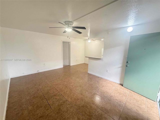 437 NW 57th Ave 19S, Miami, FL 33126