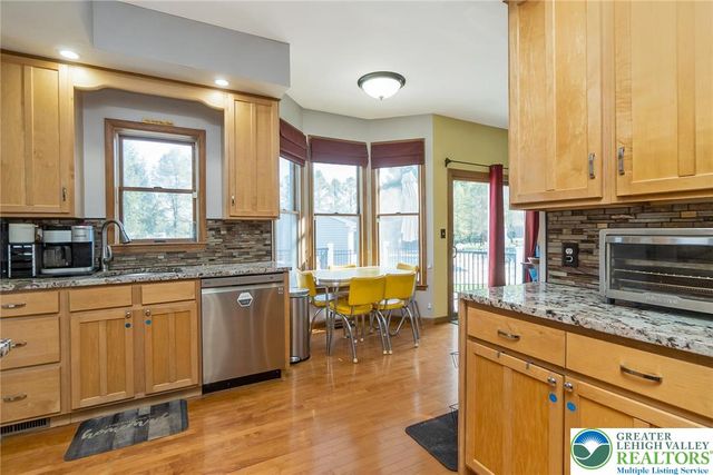 650 Firehouse Road, Towamensing Twp, PA 18071