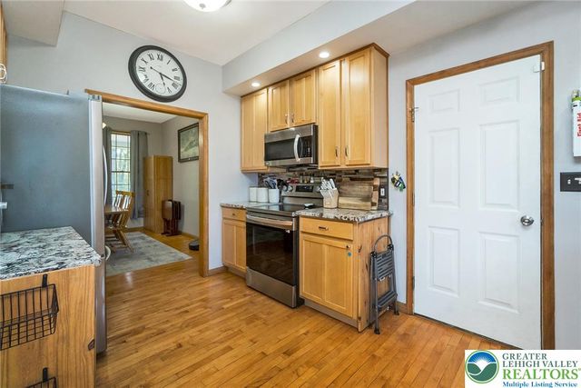 650 Firehouse Road, Towamensing Twp, PA 18071