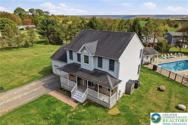 650 Firehouse Road, Towamensing Twp, PA 18071