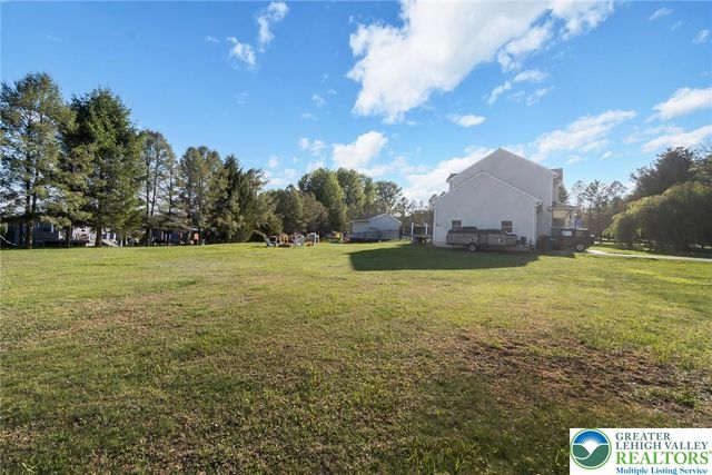 650 Firehouse Road, Towamensing Twp, PA 18071