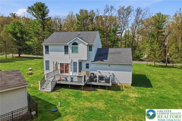 650 Firehouse Road, Towamensing Twp, PA 18071