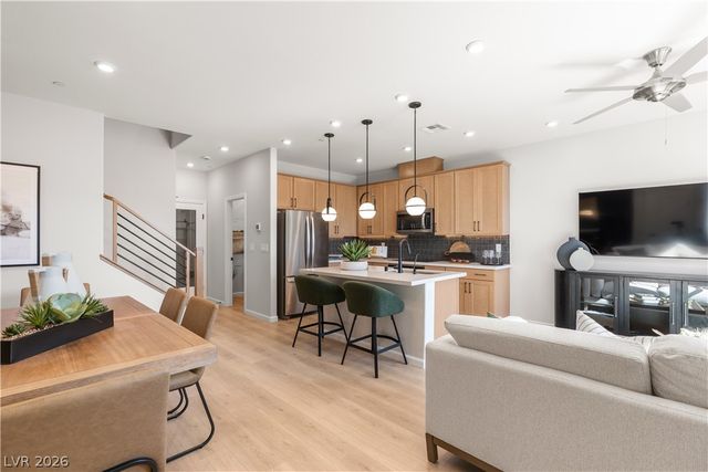 1940 Hydrangea Place, Las Vegas, NV 89106