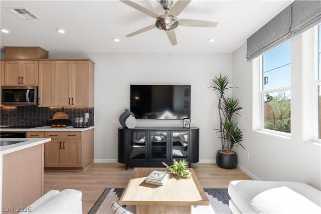 1940 Hydrangea Place, Las Vegas, NV 89106