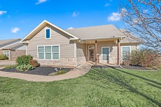 824 E Northside Drive, Pilot Point, TX 76258