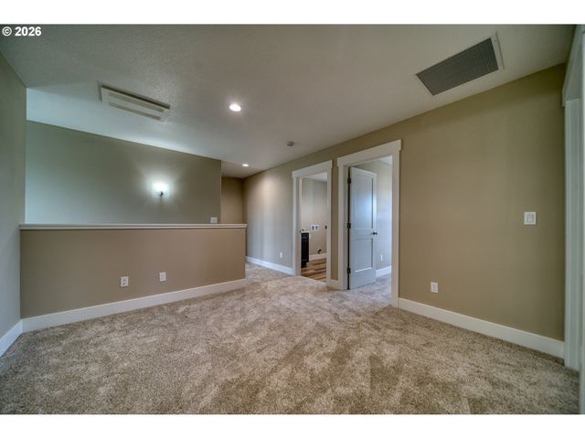 374 N 18TH St, St Helens, OR 97051