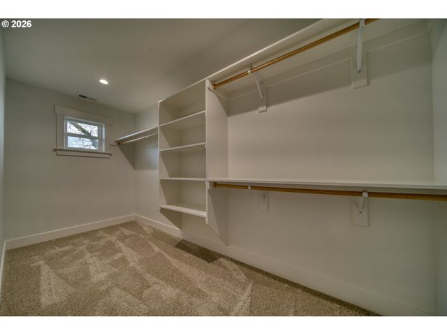 374 N 18TH St, St Helens, OR 97051