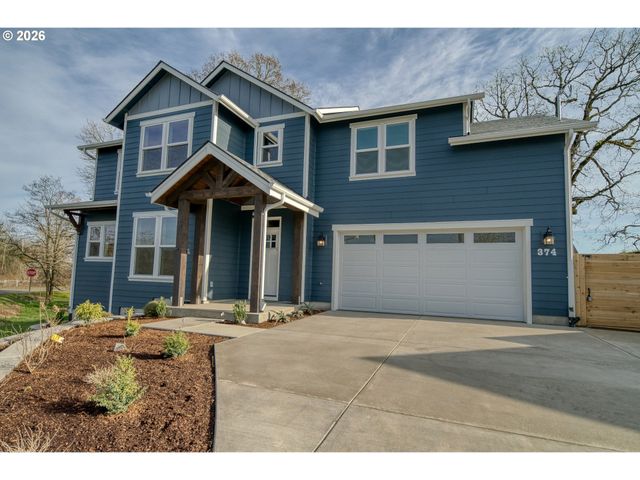 374 N 18TH St, St Helens, OR 97051