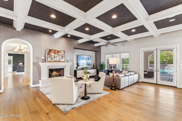 5840 N 70TH Place, Paradise Valley, AZ 85253