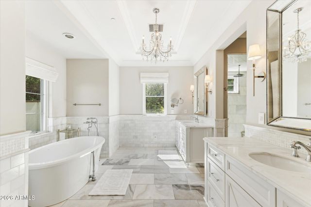 5840 N 70TH Place, Paradise Valley, AZ 85253