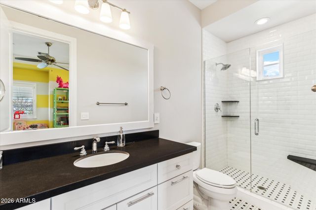 5840 N 70TH Place, Paradise Valley, AZ 85253