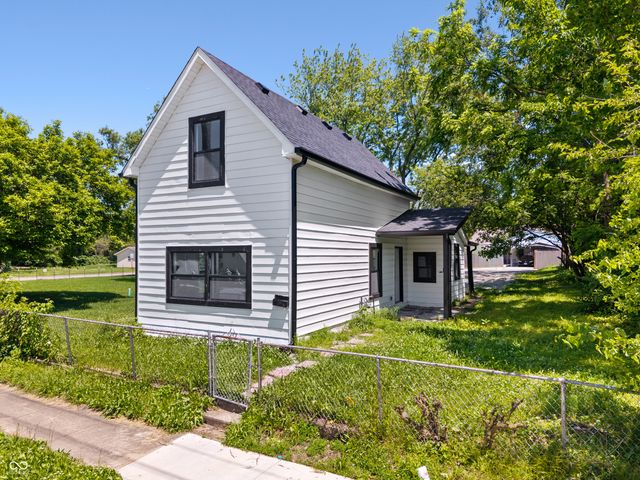 1512 Locust Street, Anderson, IN 46016