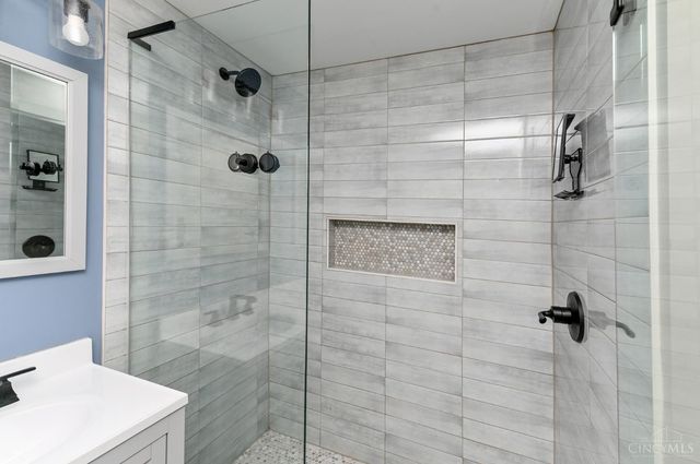 6328 Desmond Street, Cincinnati, OH 45227