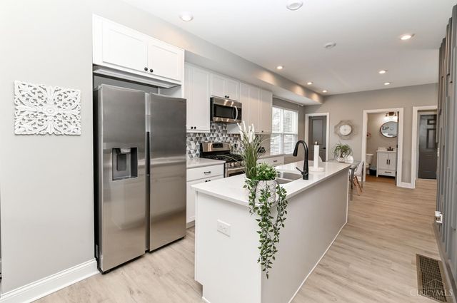 6328 Desmond Street, Cincinnati, OH 45227