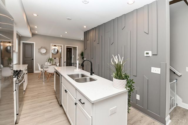 6328 Desmond Street, Cincinnati, OH 45227