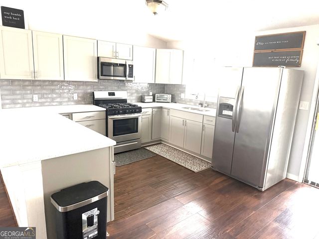 5285 Mainstreet Park Drive, Stone Mountain, GA 30088