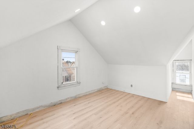 73 Colby Pl, Phillipsburg Town, NJ 08865