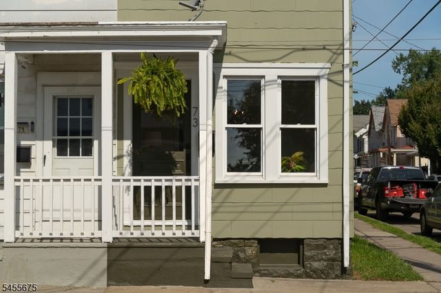 73 Colby Pl, Phillipsburg Town, NJ 08865