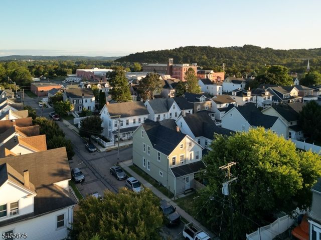 73 Colby Pl, Phillipsburg Town, NJ 08865