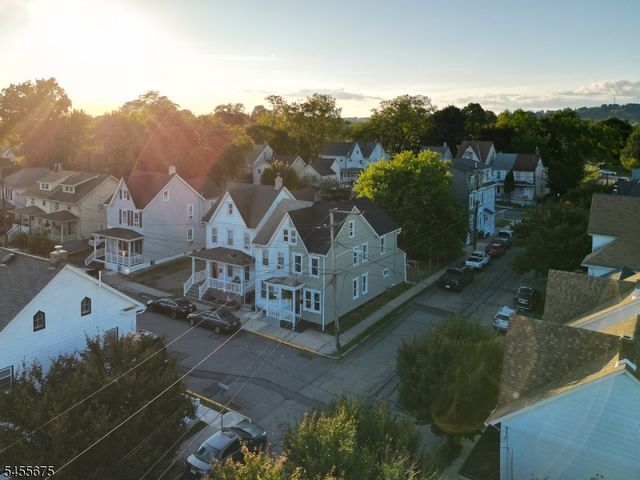 73 Colby Pl, Phillipsburg Town, NJ 08865