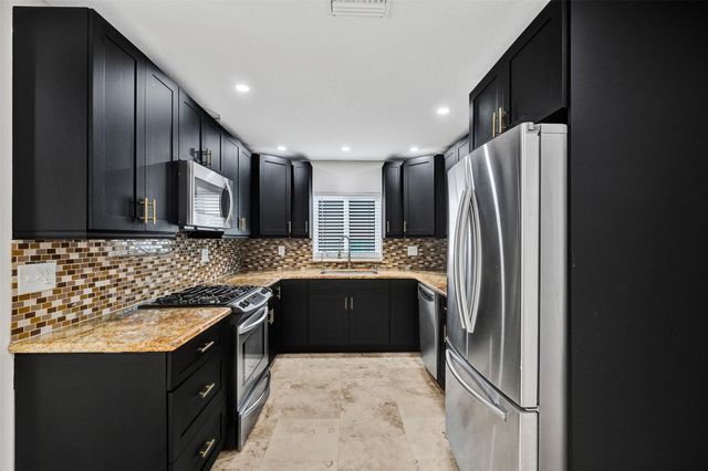 6789 Miramar Parkway, Miramar, FL 33023