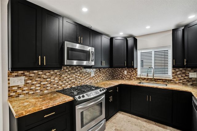 6789 Miramar Parkway, Miramar, FL 33023