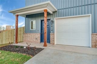 6814 SW Memphis Avenue, Bentonville, AR 72713