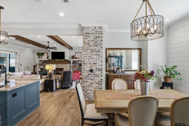 202 Winged Foot Dr, Hideaway, TX 75771